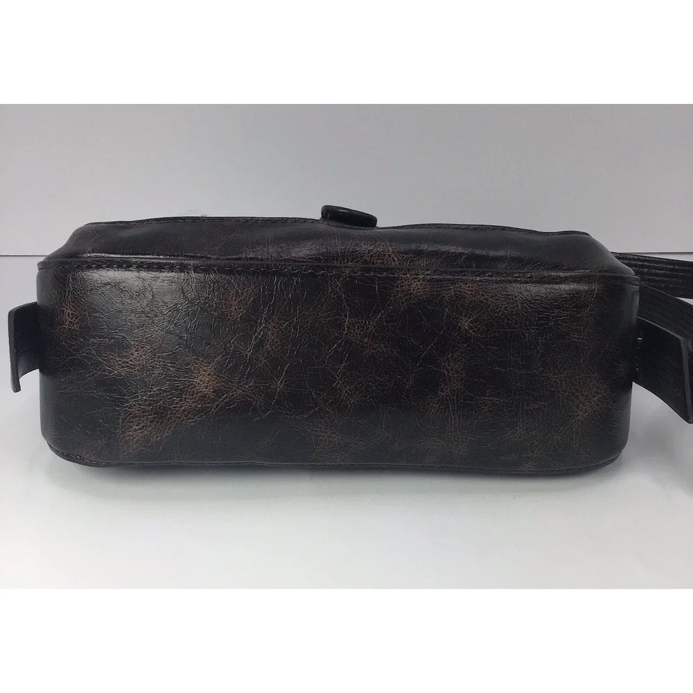 STEVE MADDEN BRubben2 brown distressed crossbody bag